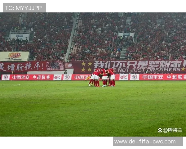 沈阳足球鞋市场蓬勃发展助力本地球队提升竞技水平与球迷热情